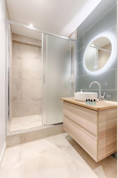 Ferienwohnung Mykeypers - Chic & Elegant Flat 2Br/6P- Republique Paris Exterior foto
